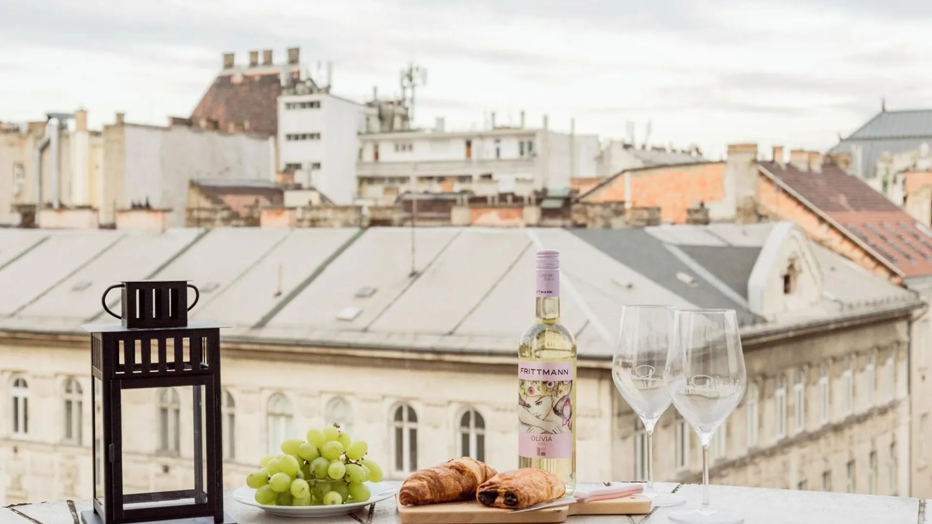 Apartment Amazing View Designer Home W/Sauna 3Min To Opera Budapest