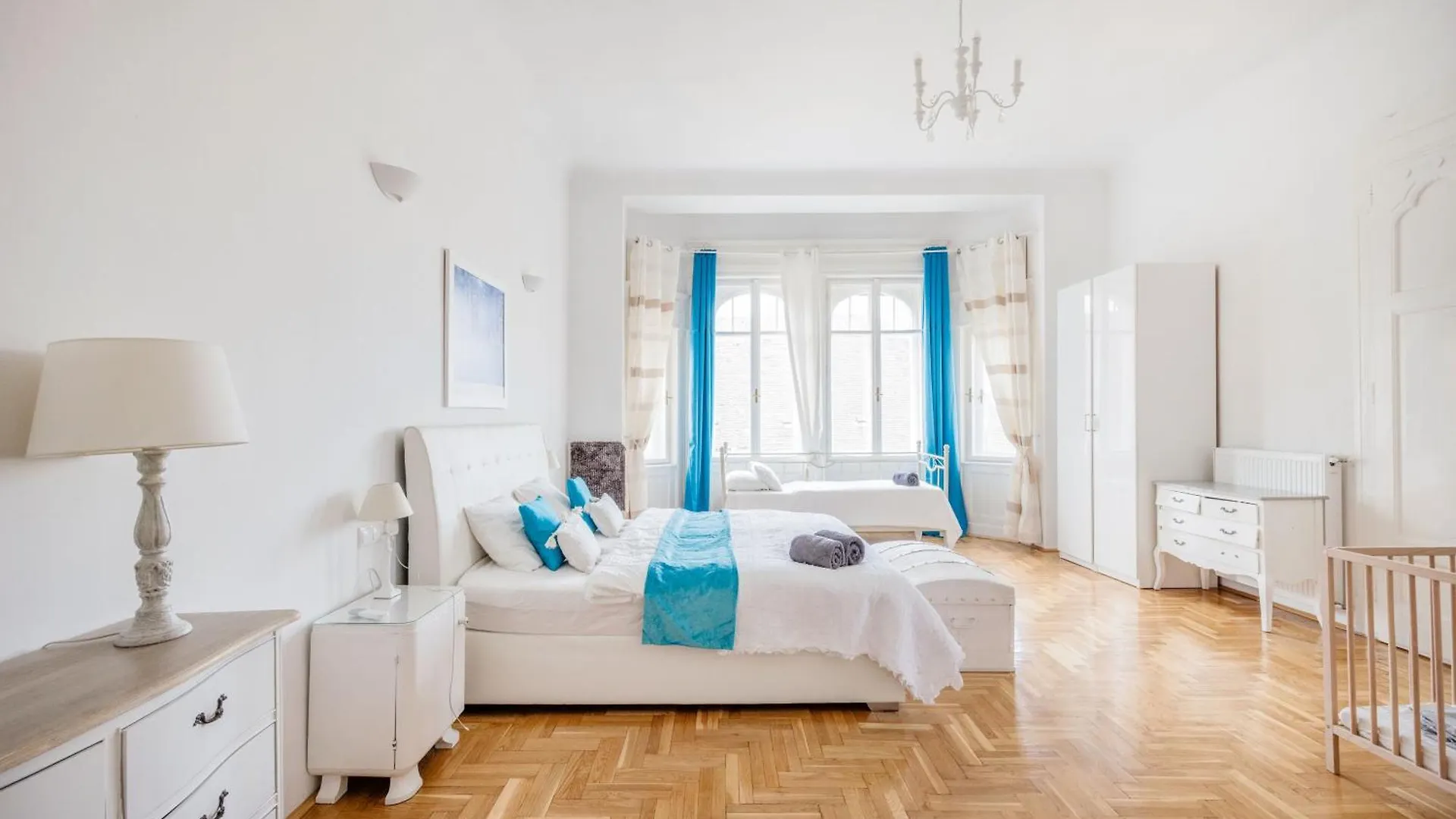 Amazing View Designer Home W/Sauna 3Min To Opera Budapest Hungary