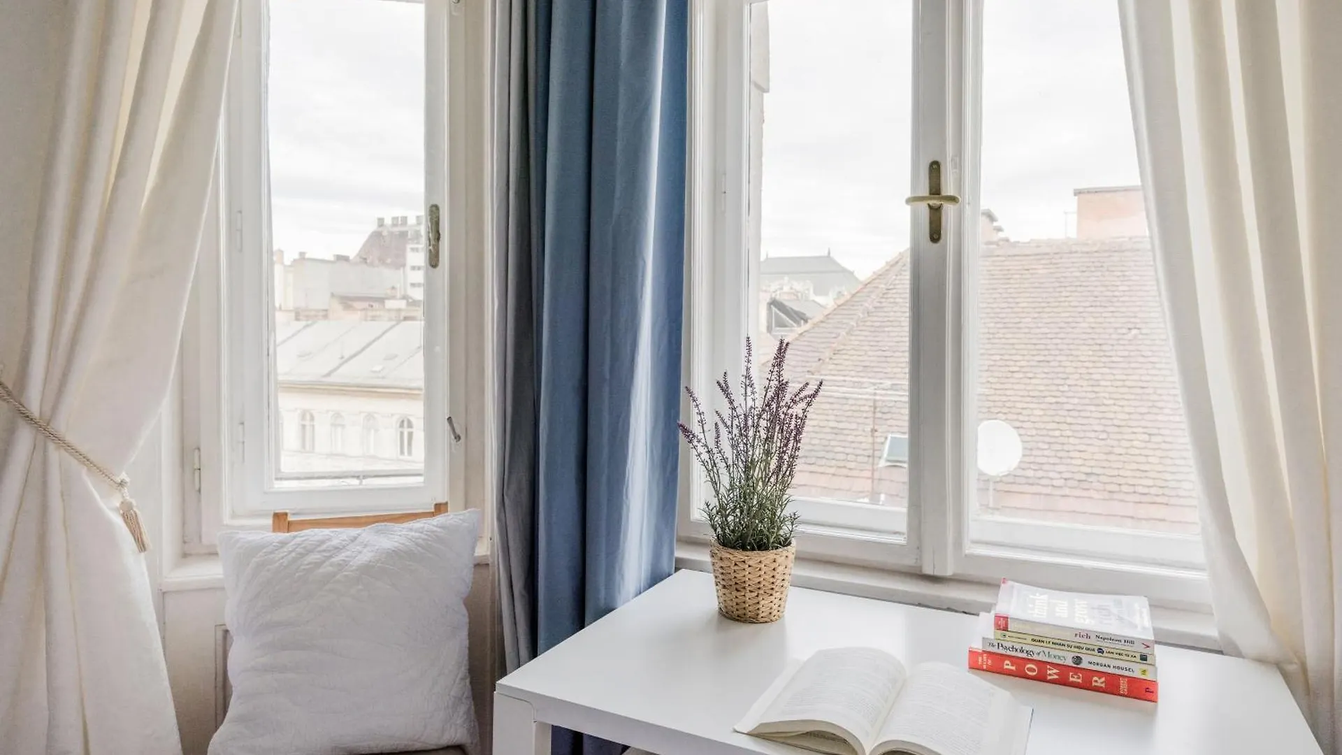 Apartment Amazing View Designer Home W/Sauna 3Min To Opera Budapest